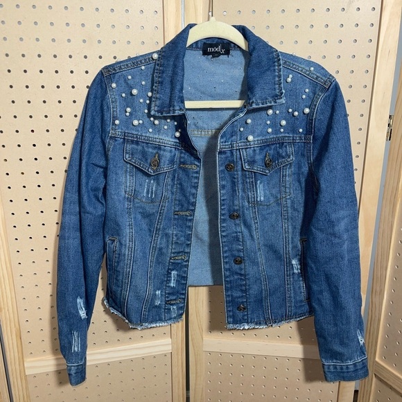 ‎ Must Bundle Gorgeous pearl accent mod X size XS denim jacket - Picture 2 of 6